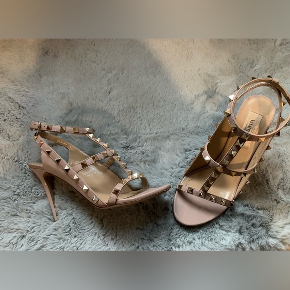 Valentino Rockstud Heels size 6 - Picture 5 of 7